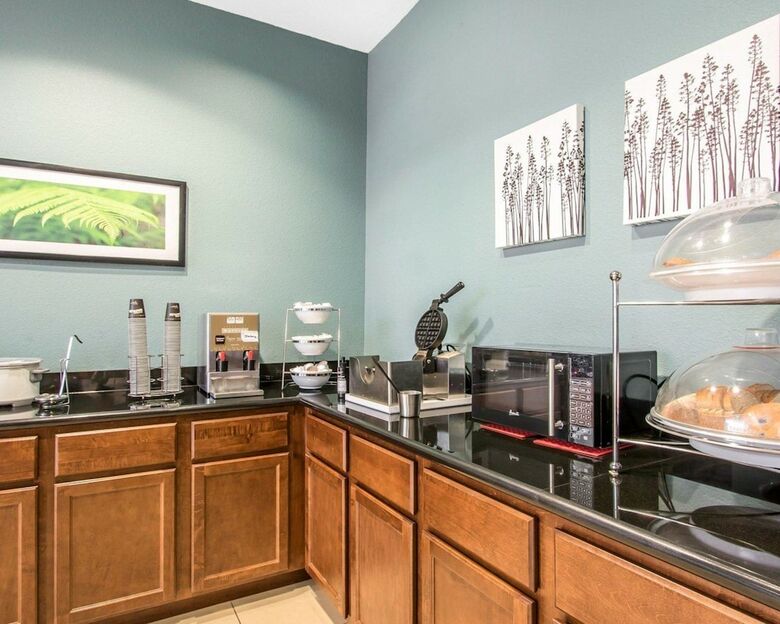 Hotel Mainstay Suites Meridian