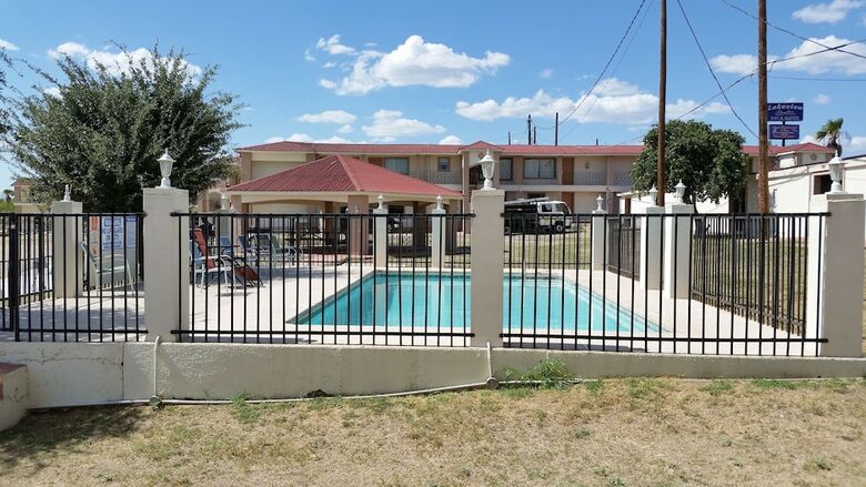 Motel Lakeview Inn & Suites