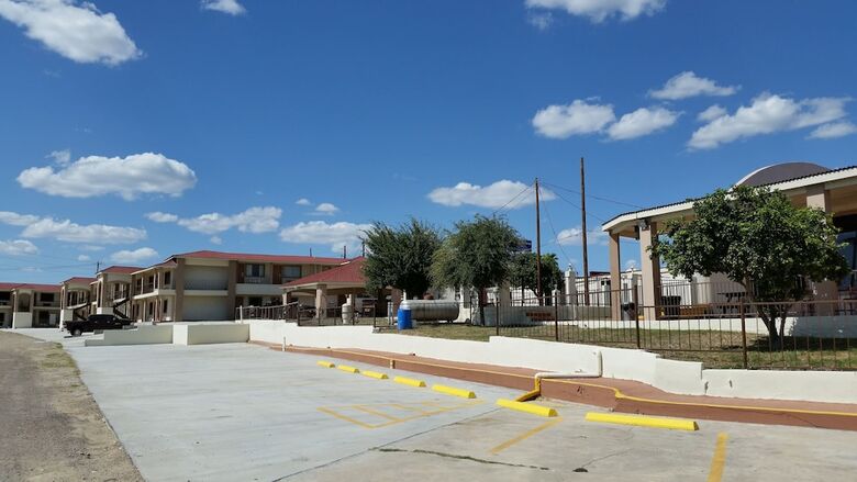 Motel Lakeview Inn & Suites