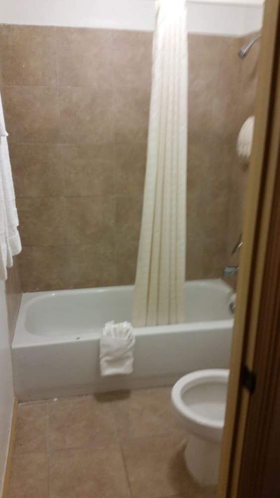 Motel Lakeview Inn & Suites