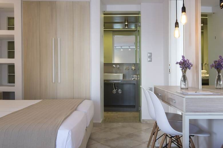 Hotel Kanale's Rooms And Suites