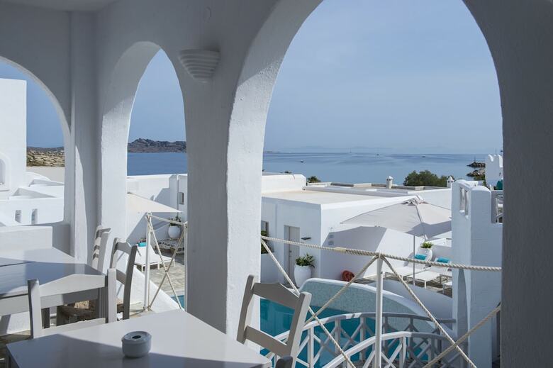 Hotel Kanale's Rooms And Suites