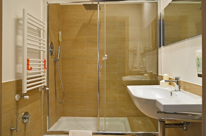B&B 94rooms Vatican Vigliena