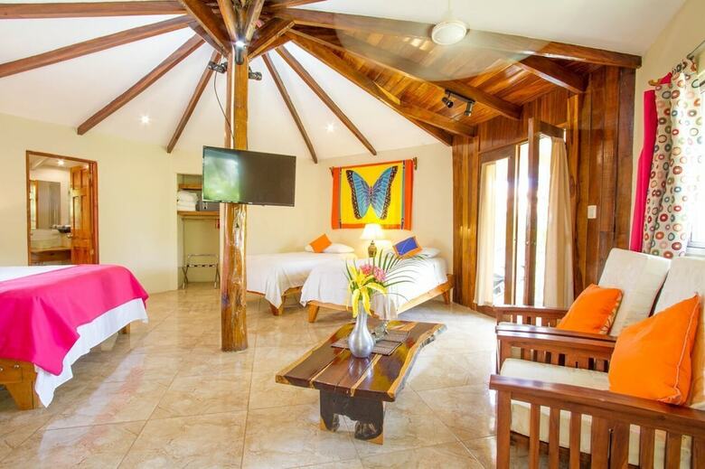 Hotel Tamarindo Village