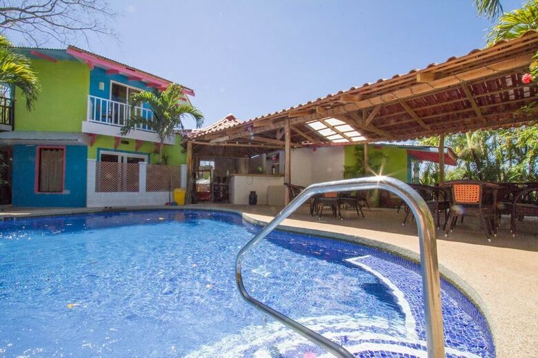 Hotel Tamarindo Village