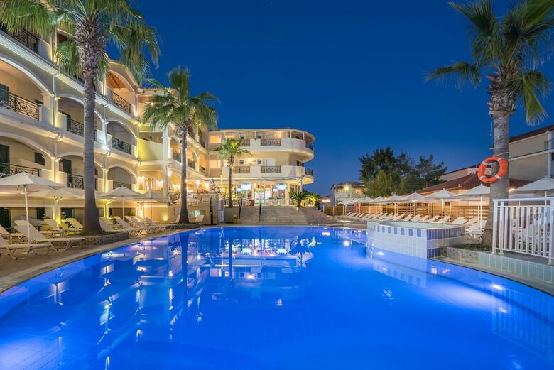 Aparthotel Atlantis Hotel