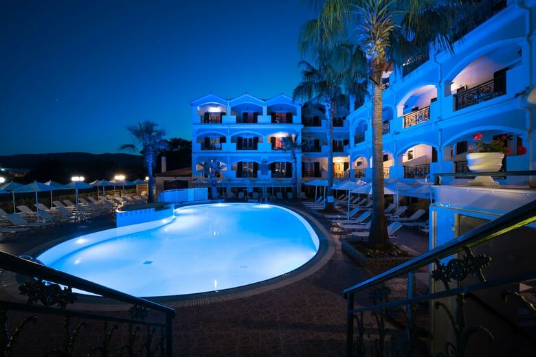 Aparthotel Atlantis Hotel