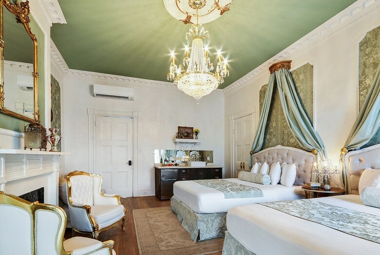 French Quarter Mansion Boutique Hotel