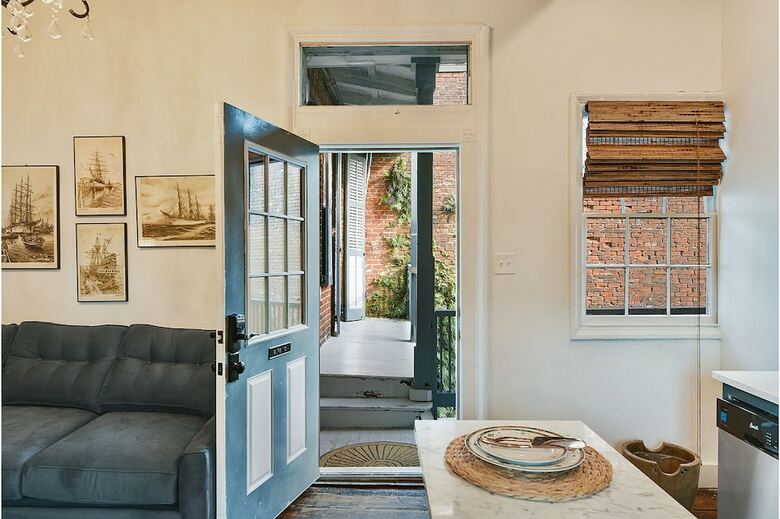 French Quarter Mansion Boutique Hotel