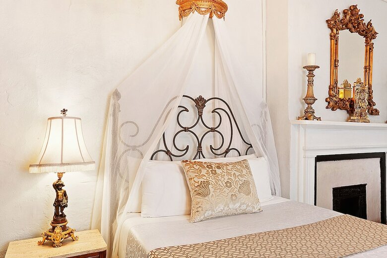 French Quarter Mansion Boutique Hotel
