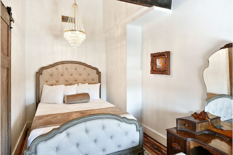 French Quarter Mansion Boutique Hotel