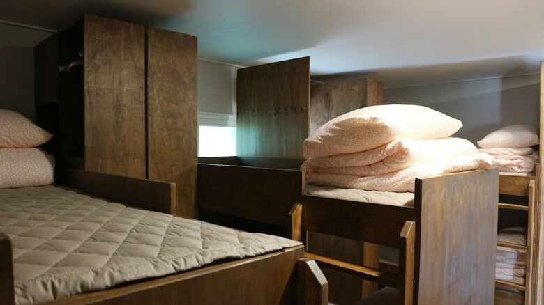 Hostal Zzzip Guest House