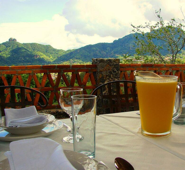 Hotel La Villa Bonita Culinary Vacation