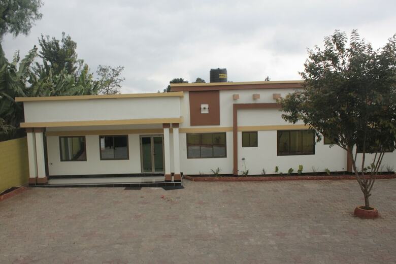 Way Side Hotel