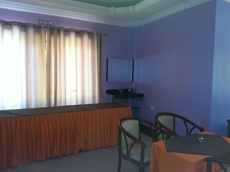 Way Side Hotel