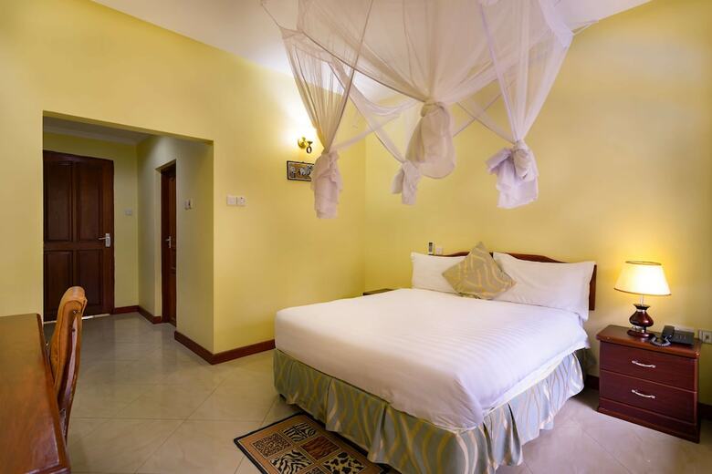 Mvuli Hotel