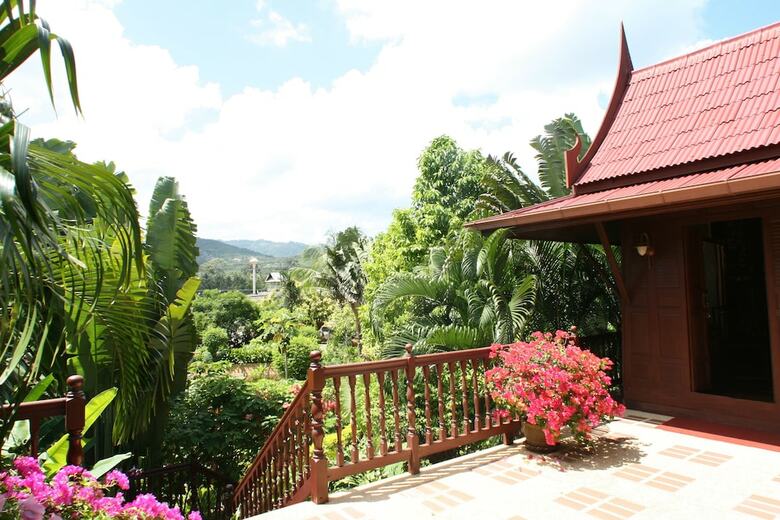 Ban Keaw Villas