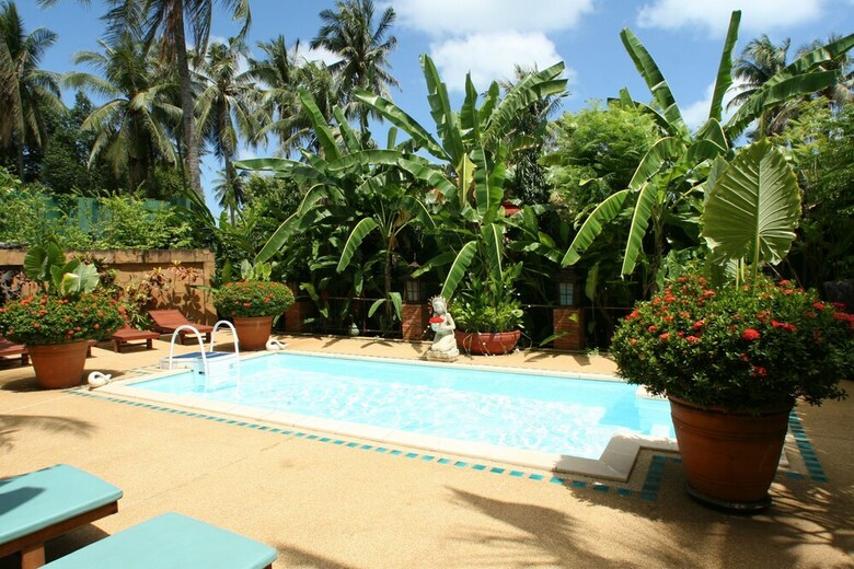 Ban Keaw Villas