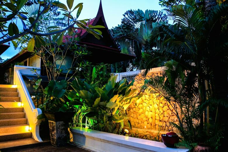 Ban Keaw Villas
