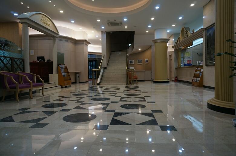 Hotel Diana