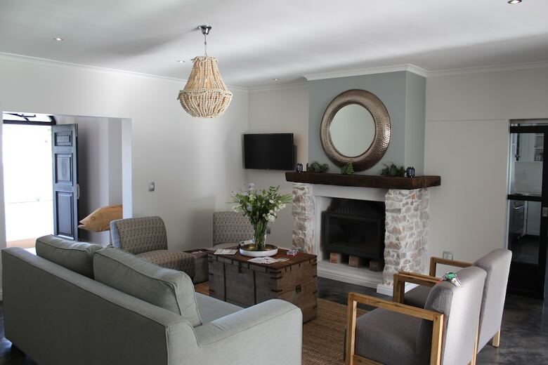 Hotel Whale Rock Luxury Lodge