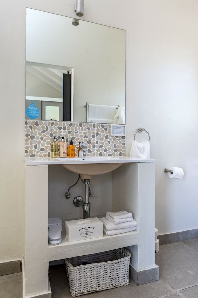 Hotel Whale Rock Luxury Lodge