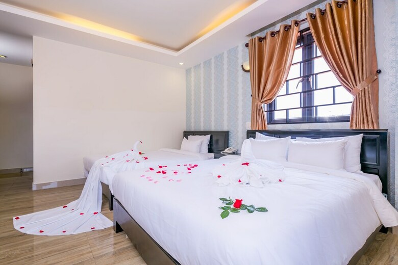 Hotel La Maison Da Nang Beach