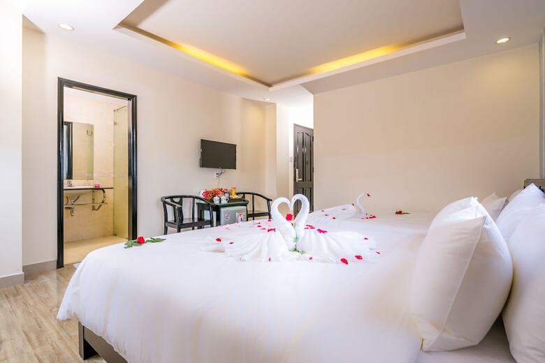 Hotel La Maison Da Nang Beach