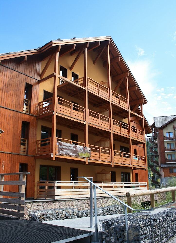 Residencia Mona Lisa D�neb