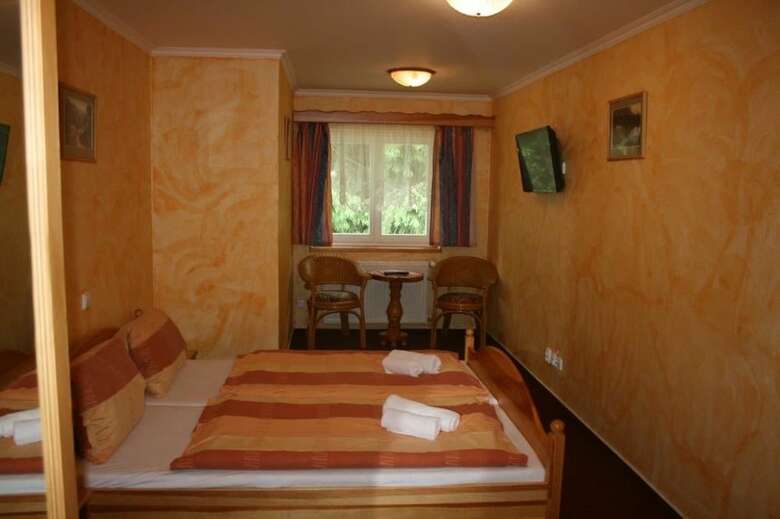 Hotel Krist�na
