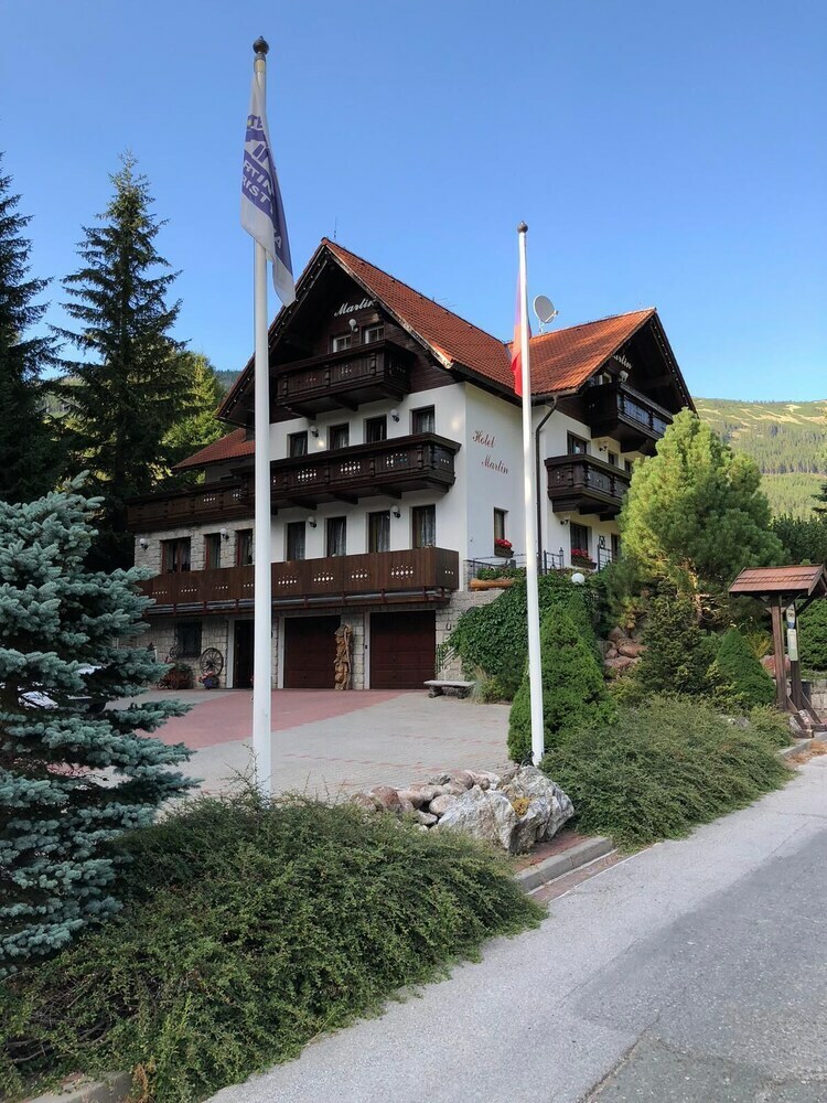 Hotel Krist�na