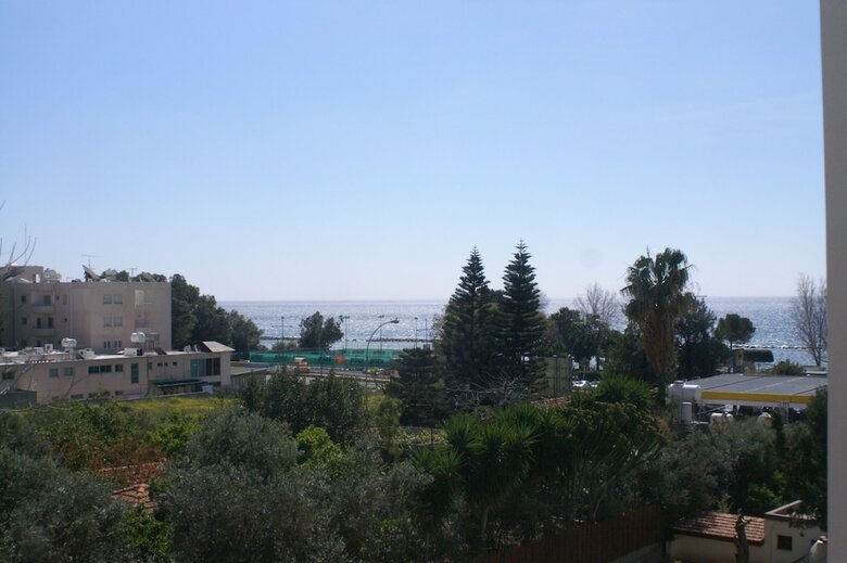 The Caravel Hotel