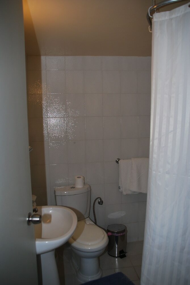 The Caravel Hotel