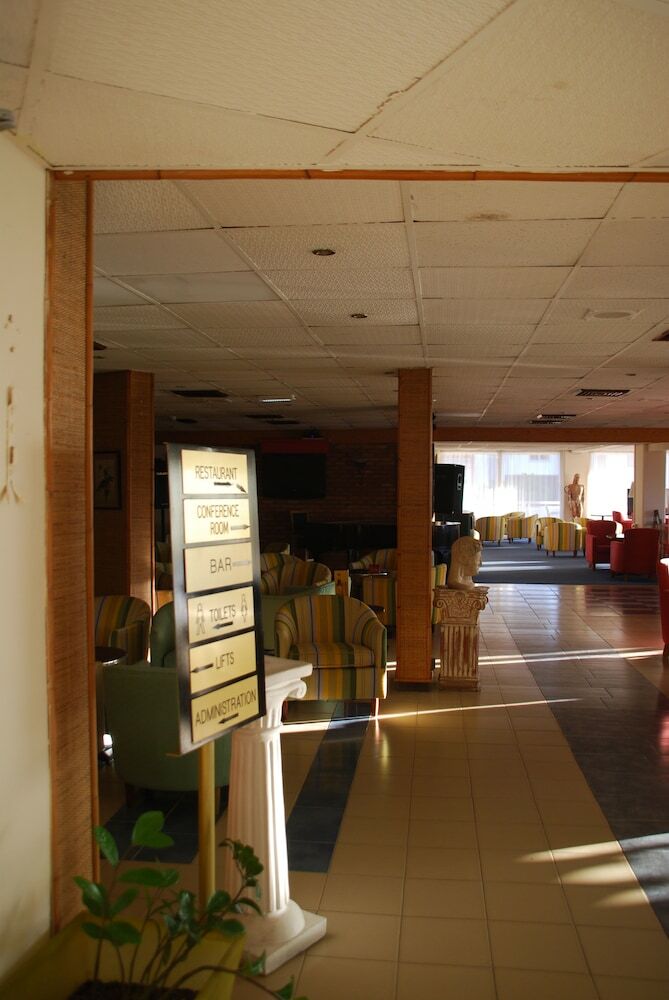 The Caravel Hotel