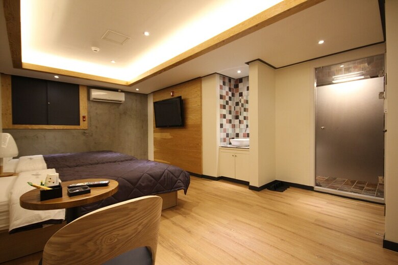 Hotel You Are In