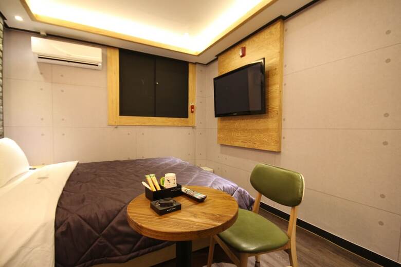Hotel You Are In