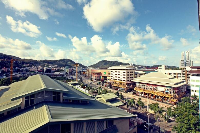 Ocean & Ole Hotel Patong