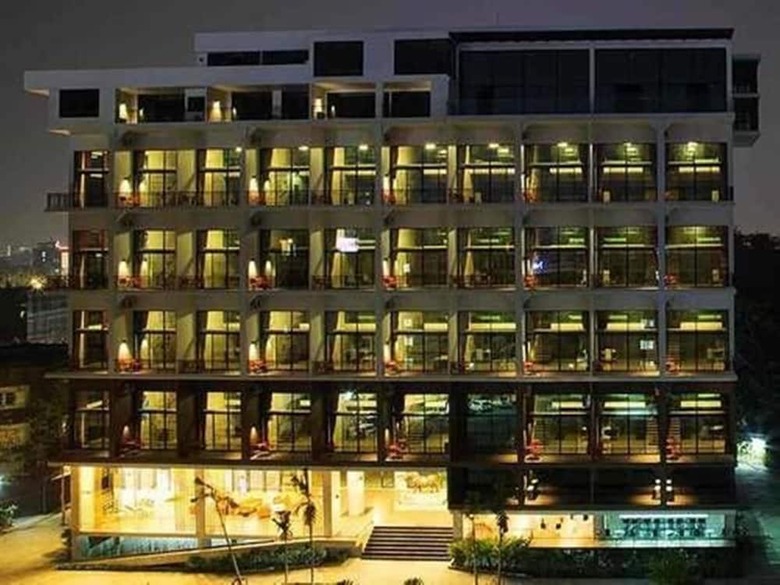 Hotel Prestige Chiang Mai