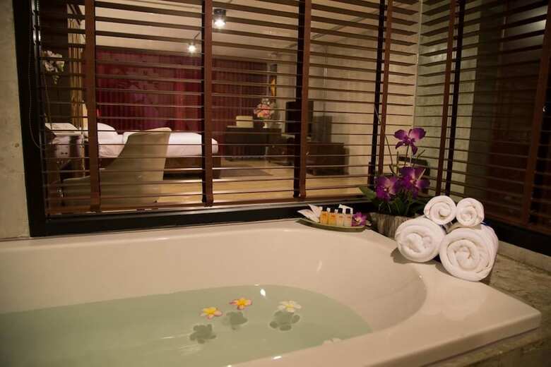 Hotel Prestige Chiang Mai