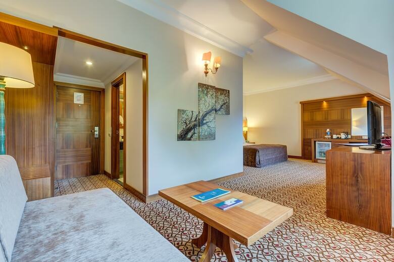 Hotel B�y�k Abant Oteli