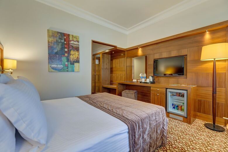 Hotel B�y�k Abant Oteli