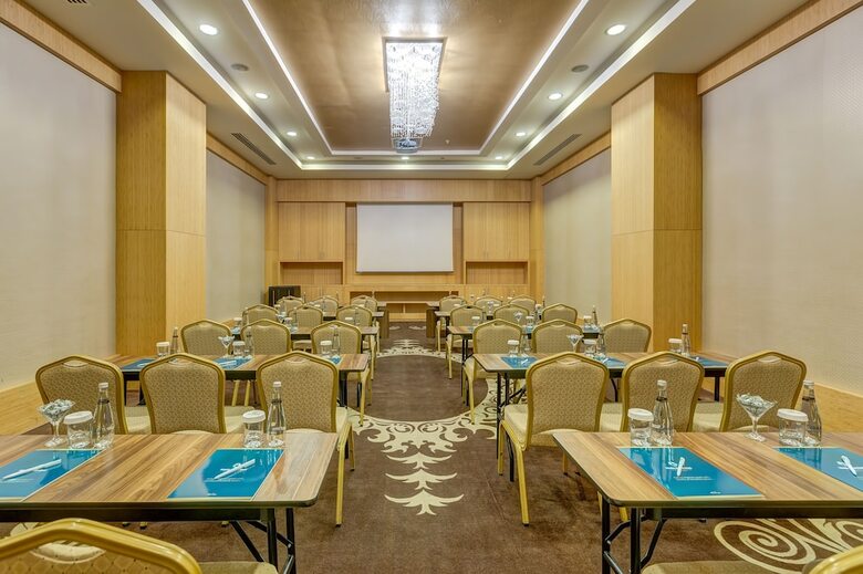 Hotel B�y�k Abant Oteli