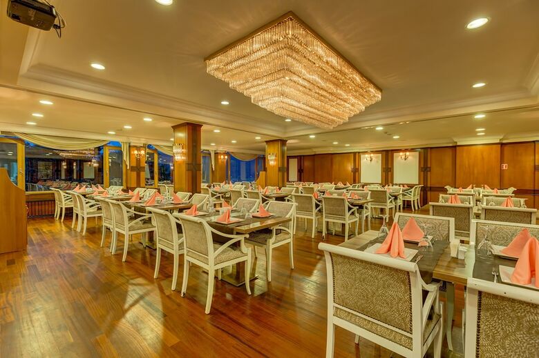 Hotel B�y�k Abant Oteli