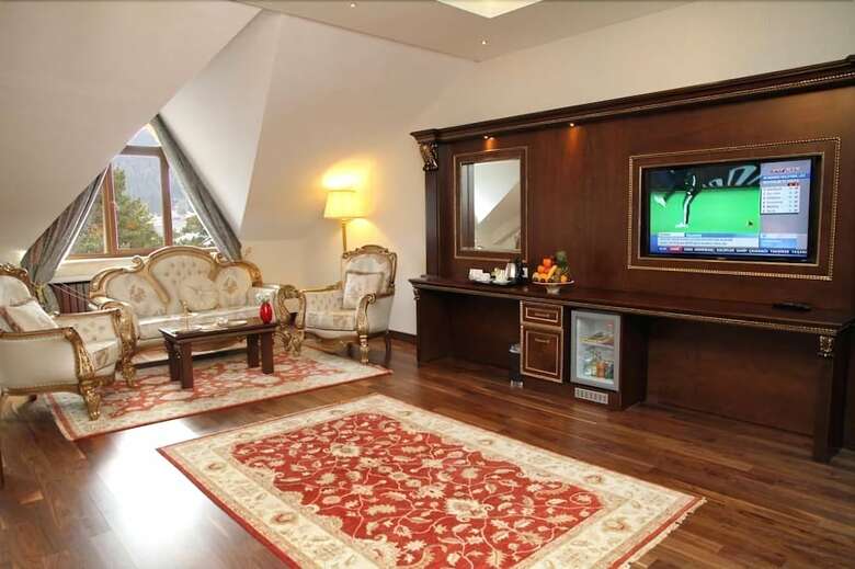 Hotel B�y�k Abant Oteli