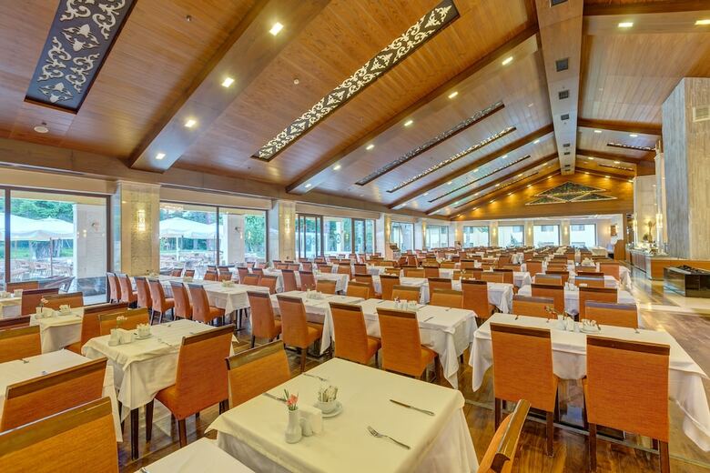 Hotel B�y�k Abant Oteli