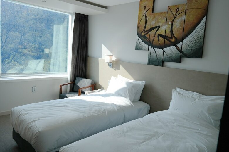 Cs Avenue Hotel