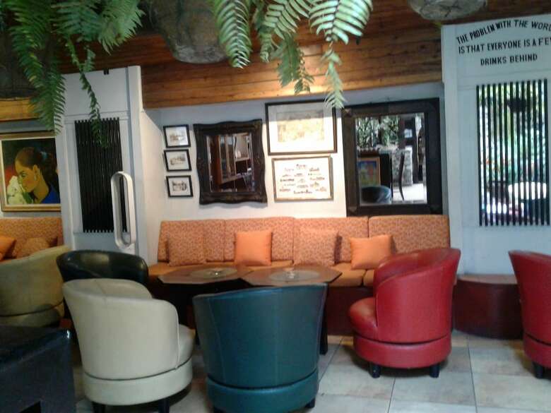 Hotel B & B Comfy Inn