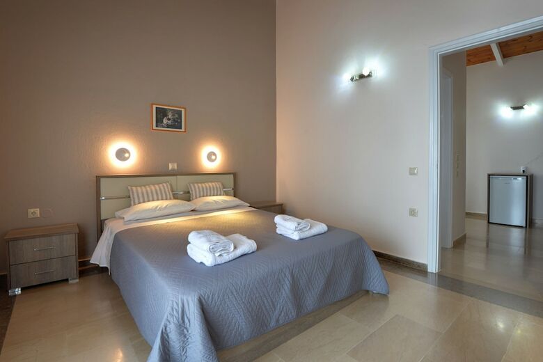 Aparthotel Nissaki Bay