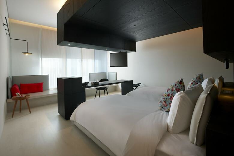 Hotel The Place Tainan