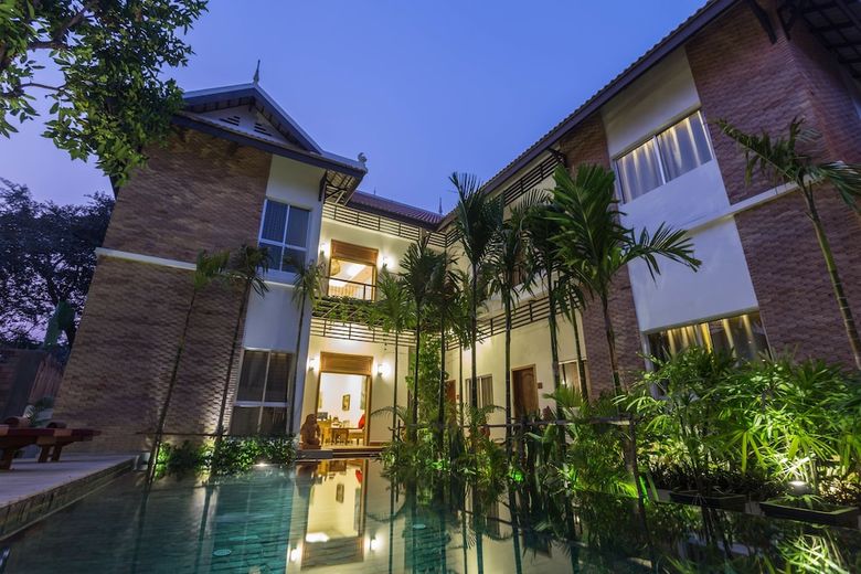 Hotel River Bay Villa